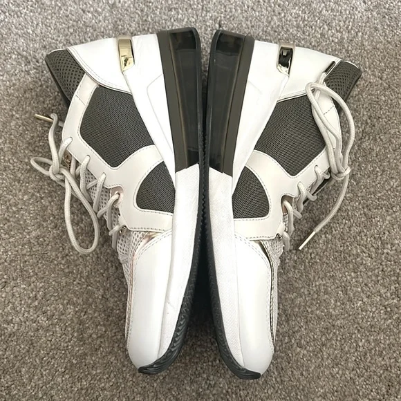 Michael Kors Mesh Sage and Gold Platform Sneakers Size 10 - Picture 8 of 12